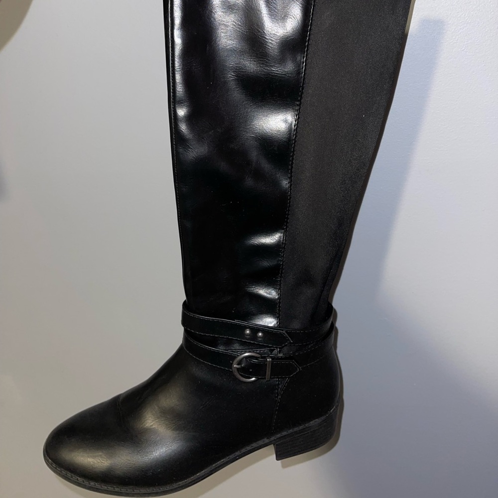 Black Knee Boots